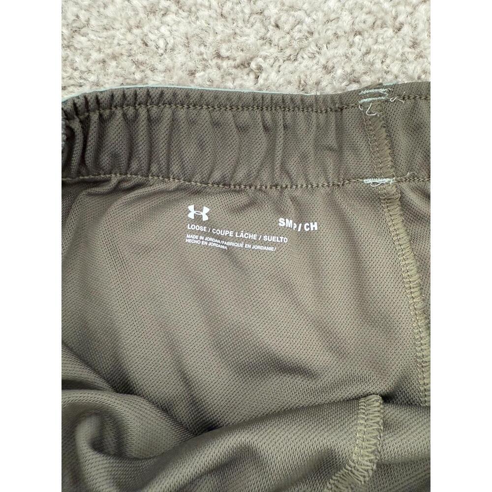 Under Armour Shorts Small - Picture 3 of 3